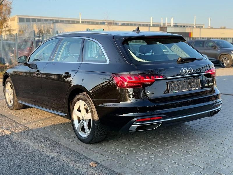 Gebraucht Audi A4 Advanced 150 PS (110 kW) 2020 Schwarz Kombi