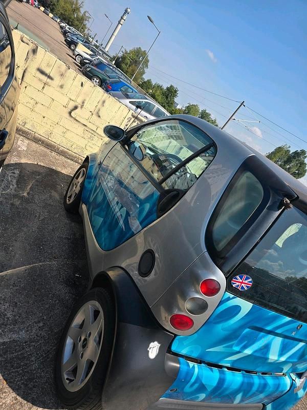 Blau Gebraucht 2001 Smart ForTwo Coupé Kleinwagen | 599 € - Bild 1/4