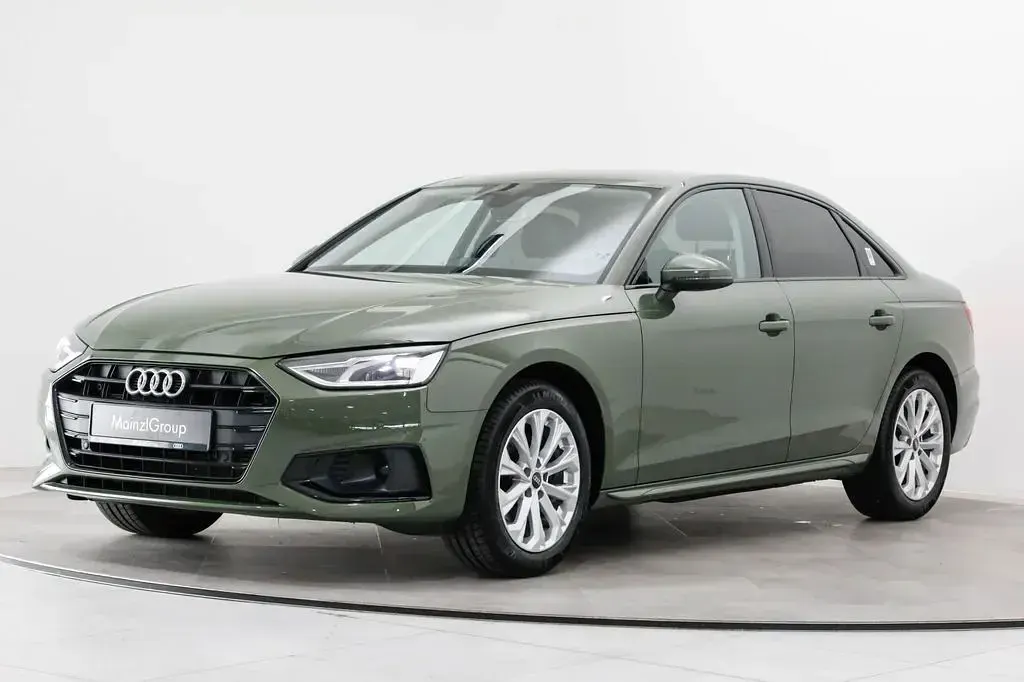Gebraucht Audi A4 Advanced 136 PS (100 kW) 2022 Distriktgrün metallic Limousine
