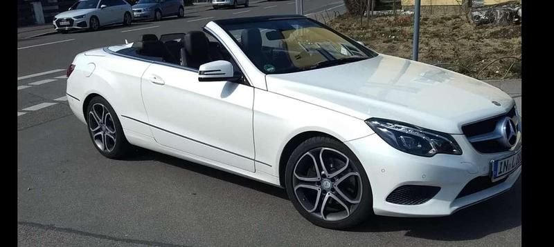 Gebraucht Mercedes E220 170 PS (125 kW) 2013 Weiß Cabrio