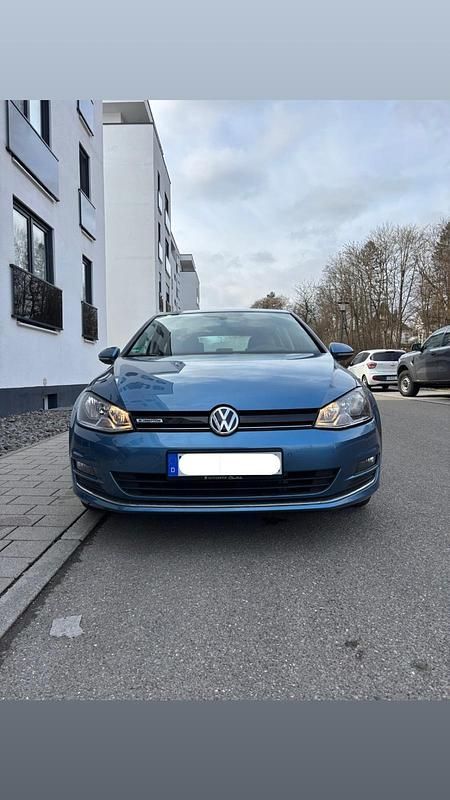 Gebraucht VW Golf VII 109 PS (80 kW) 2014 Blau Limousine