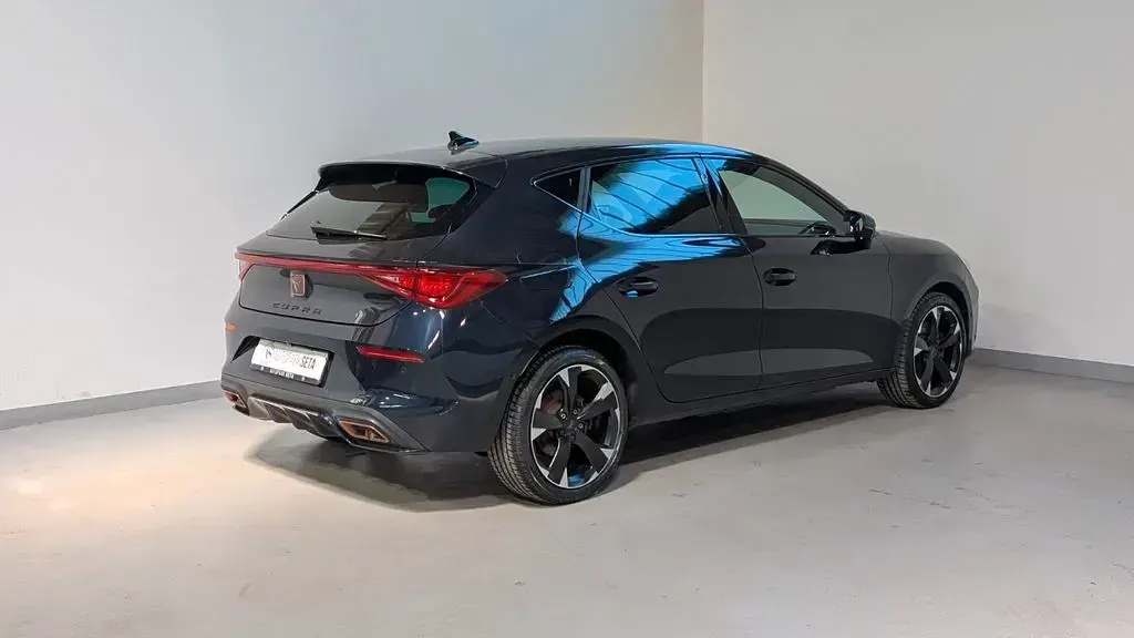 Gebraucht Cupra Leon 204 PS (150 kW) 2022 Blau Limousine