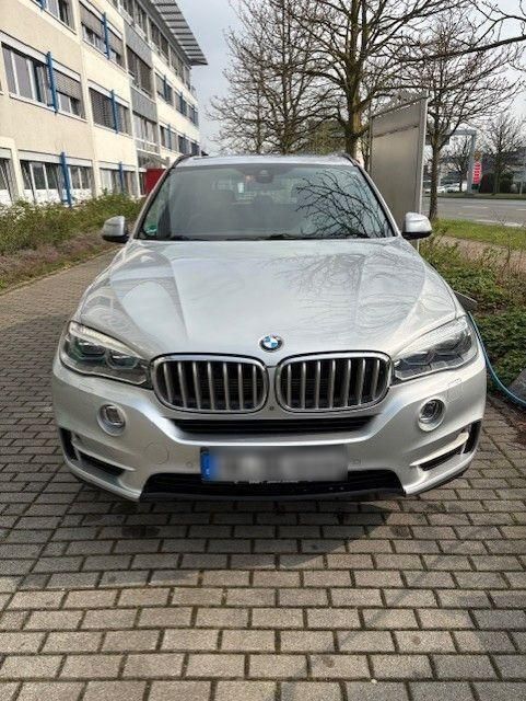 Silber Gebraucht 2016 BMW X5 iPerformance SUV | 22.900 € (Fairer Preis) - Bild 1/4