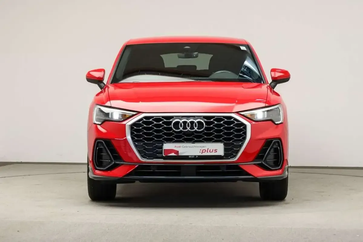 Gebraucht Audi Q3 Business 150 PS (110 kW) 2021 Tangorot metallic SUV