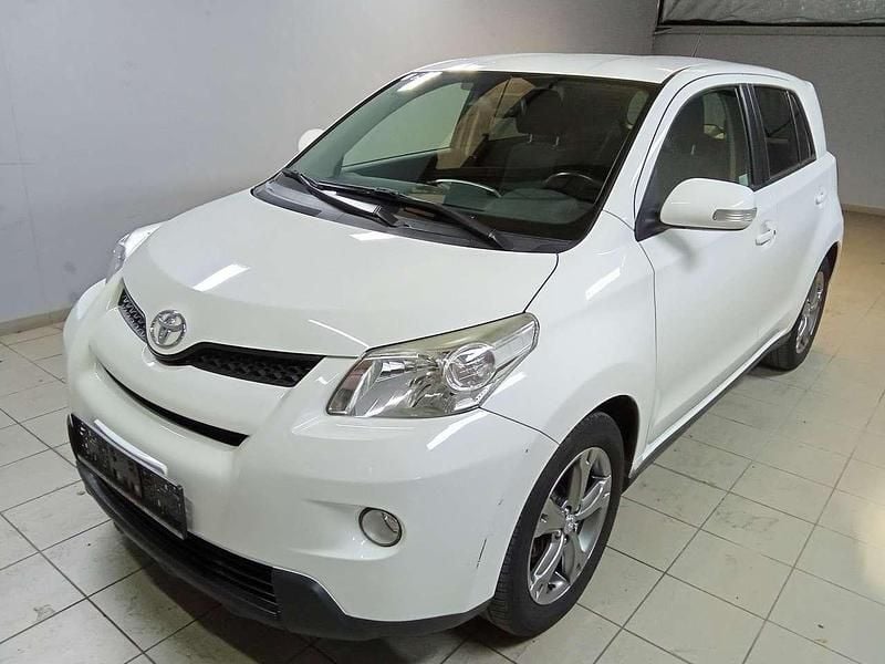 Super white 2 Gebraucht 2009 Toyota Urban Cruiser Basis SUV | 3.800 € (Guter Preis) - Bild 1/4