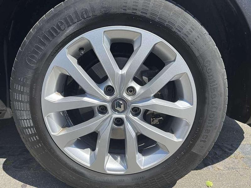 Gebraucht Renault Kadjar Experience 131 PS (96 kW) 2015 Sternen schwarz metallic SUV