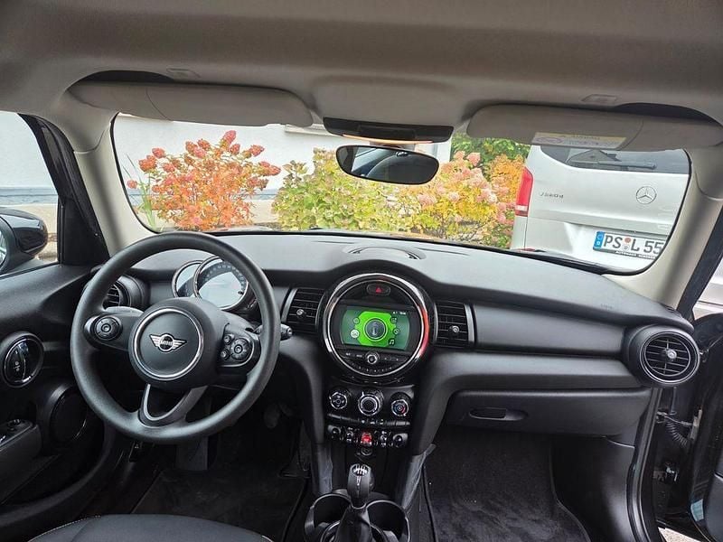 Schwarz Gebraucht 2020 Mini ONE Kleinwagen | 13.900 € (Guter Preis) - Bild 1/4