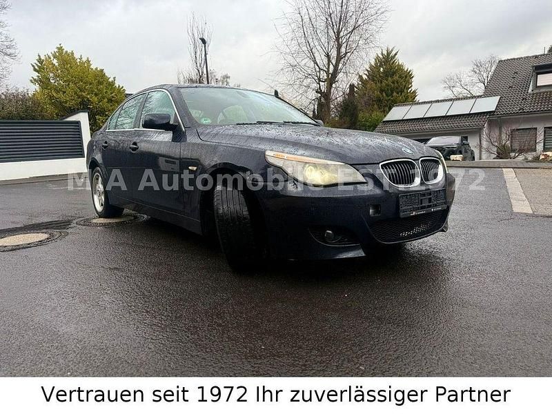 Gebraucht BMW 523 M Sport 177 PS (130 kW) 2007 Monacoblau metallic Limousine