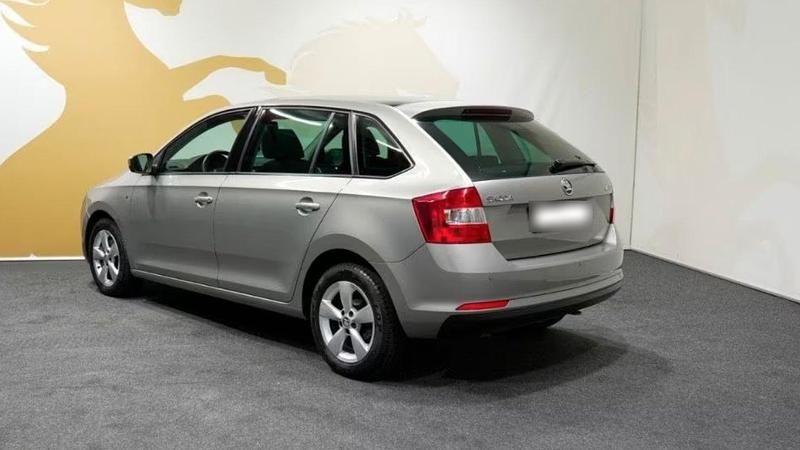 Gebraucht Skoda Rapid 122 PS (89 kW) 2014 Beige Kleinwagen
