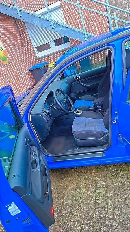 Gebraucht VW Golf III 101 PS (74 kW) 1999 Blau Kleinwagen