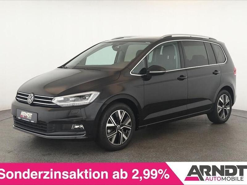 Gebraucht VW Touran Highline 150 PS (110 kW) 2025 Deep black perleffekt Van / Kleinbus