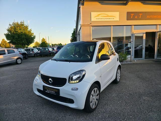 Weiß Gebraucht 2018 Smart ForTwo Coupé Coupé | 11.990 € (Fairer Preis) - Bild 1/4