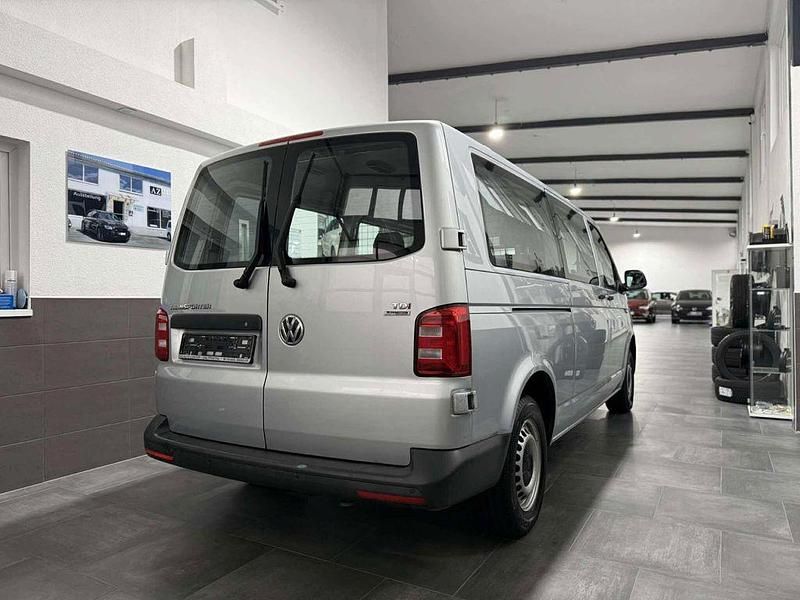 Gebraucht VW Transporter 150 PS (110 kW) 2016 Silber Van