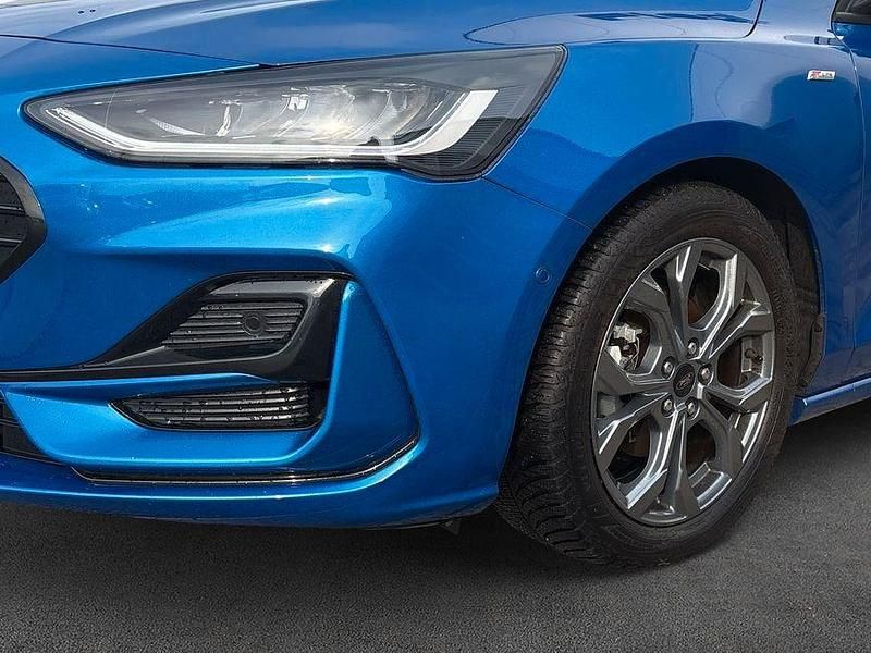 Gebraucht Ford Focus ST-Line X 125 PS (91 kW) 2023 Blau Kombi
