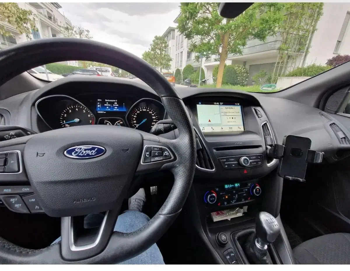 Gebraucht Ford Focus ST-Line 182 PS (133 kW) 2018 Limousine