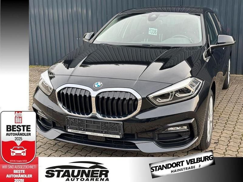 Schwarz Gebraucht 2023 BMW 118 Sport Line Kleinwagen | 22.980 € (Guter Preis) - Bild 1/4