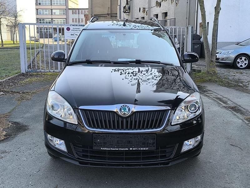Gebraucht Skoda Roomster Plus Edition 86 PS (63 kW) 2009 Schwarz Van / Kleinbus