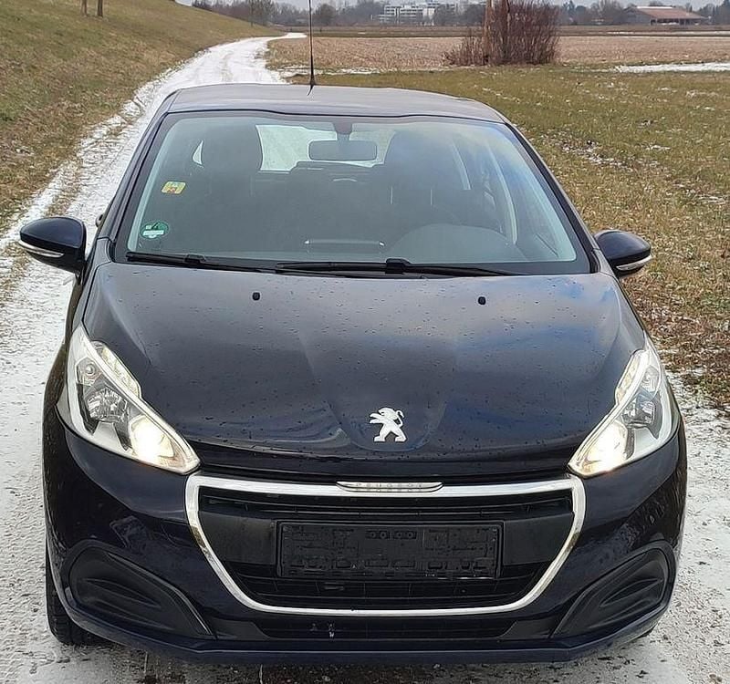 Gebraucht Peugeot 208 68 PS (50 kW) 2016 Blau Kleinwagen