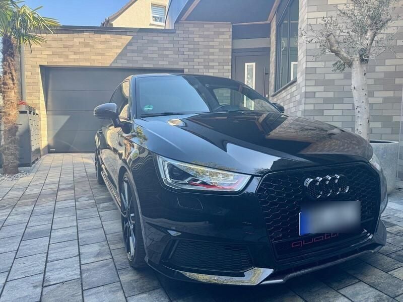 Schwarz Gebraucht 2014 Audi S1 Ambiente Kleinwagen | 23.999 € - Bild 1/4