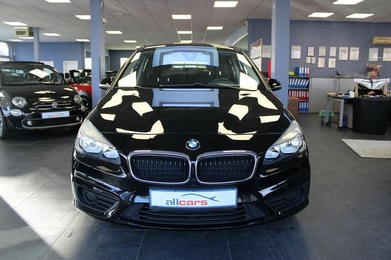 Usata BMW 218 140 CV (102 kW) 2017 Nero Station wagon