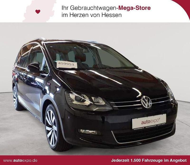 Schwarz Gebraucht 2022 VW Sharan Active Van / Kleinbus | 29.989 € (Etwas zu teuer) - Bild 1/4