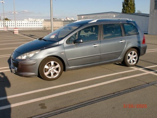 Gebraucht Peugeot 307 Premium 109 PS (80 kW) 2006 Grau Kombi