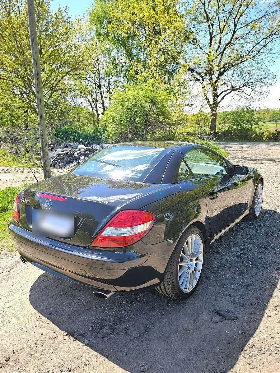 Gebraucht Mercedes SLK200 163 PS (119 kW) 2007 Schwarz Cabrio