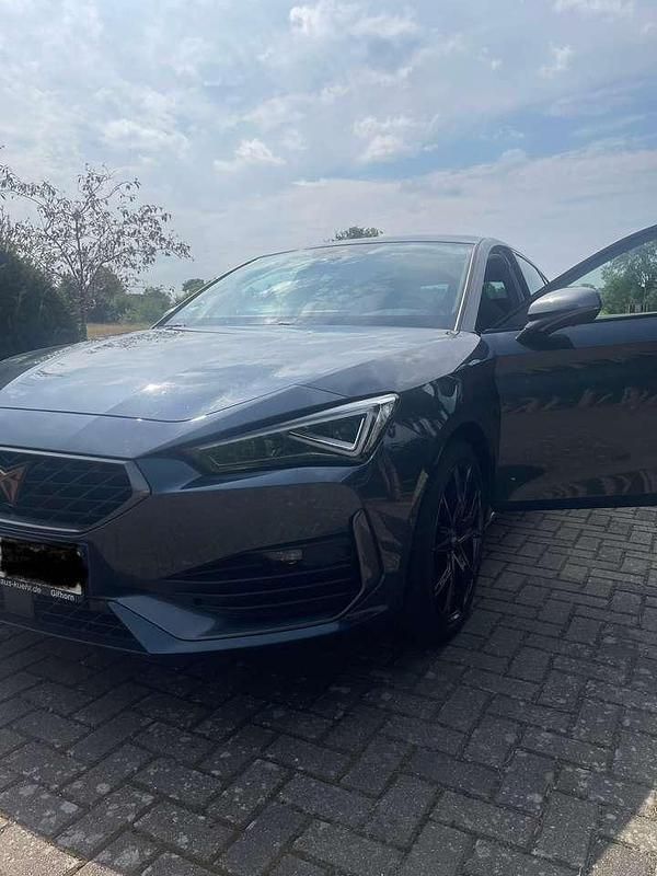 Gebraucht Cupra Leon Basis 245 PS (180 kW) 2023 Grau Limousine