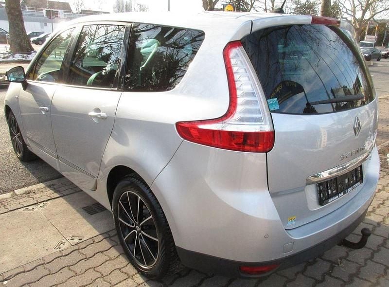 Gebraucht Renault Scénic Bose Edition 150 PS (110 kW) 2012 Grau Van / Kleinbus