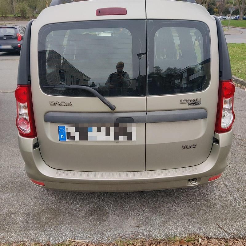 Gebraucht Dacia Logan MCV 105 PS (77 kW) 2009 Kombi