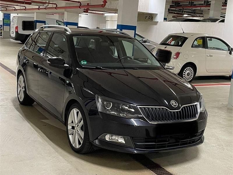 Schwarz Gebraucht 2015 Skoda Fabia Style Limousine | 8.600 € (Guter Preis) - Bild 1/4