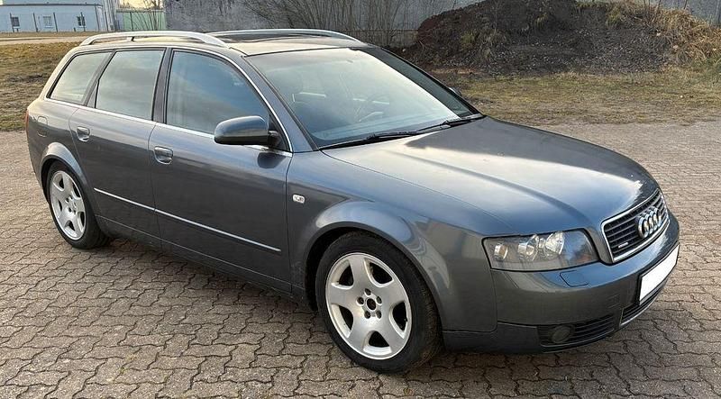 Gebraucht Audi A4 Performance 179 PS (131 kW) 2004 Grau Kombi