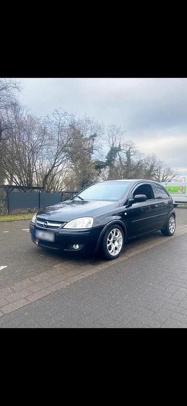 Usata Opel Corsa 60 CV (44 kW) 2004 Nero Utilitaria