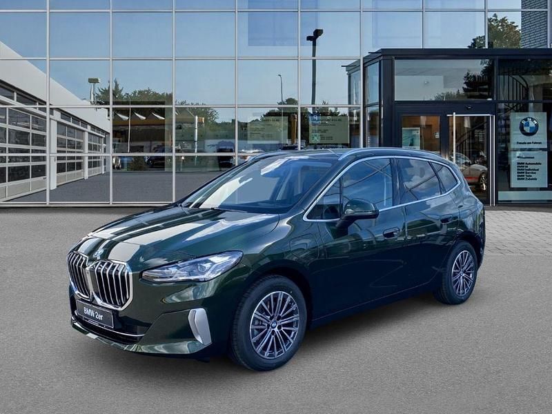 Gruen Gebraucht 2025 BMW 225 Luxury Line Van / Kleinbus | 48.790 € - Bild 1/4