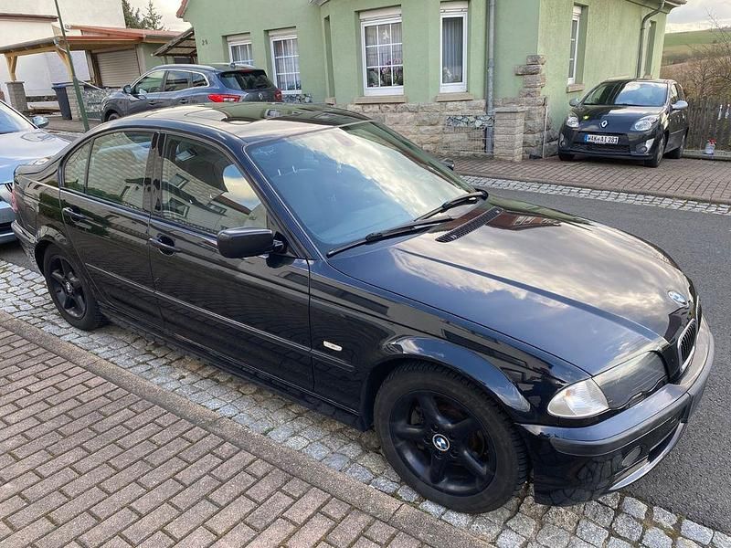 Gebraucht BMW 323 M Sport 170 PS (125 kW) 2000 Schwarz Limousine