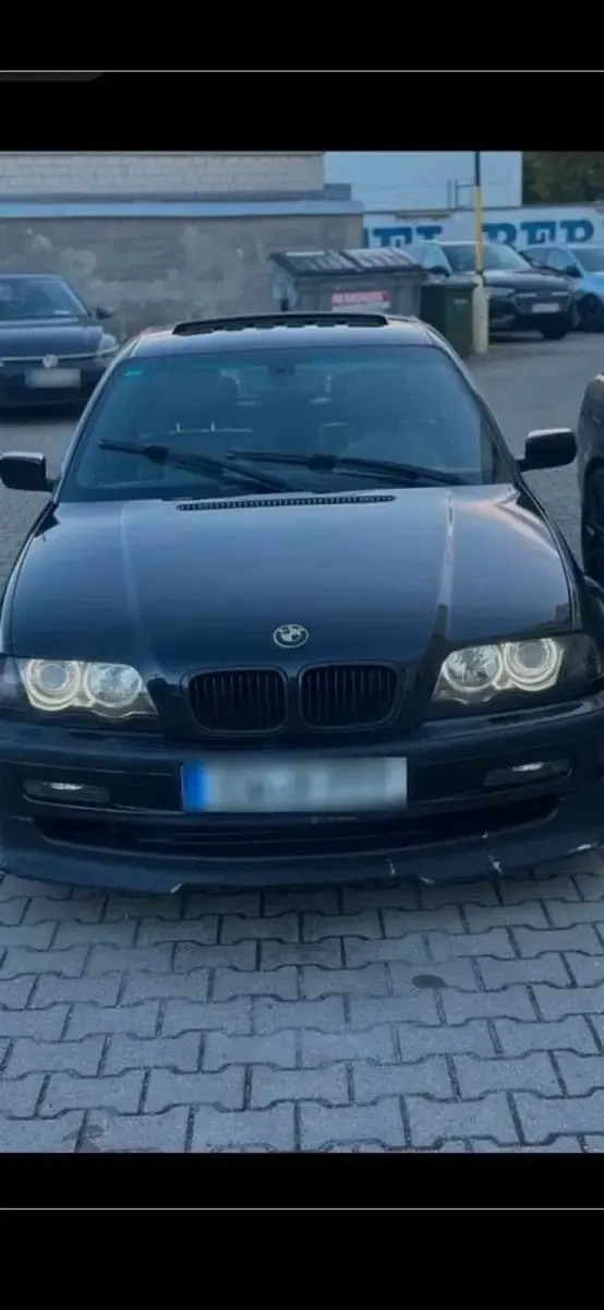 Gebraucht BMW 325 192 PS (141 kW) 2001 Schwarz Limousine