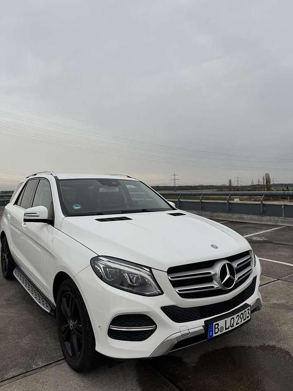 Gebraucht 2016 Mercedes GLE350 SUV | 24.500 € (Fairer Preis) - Bild 1/4