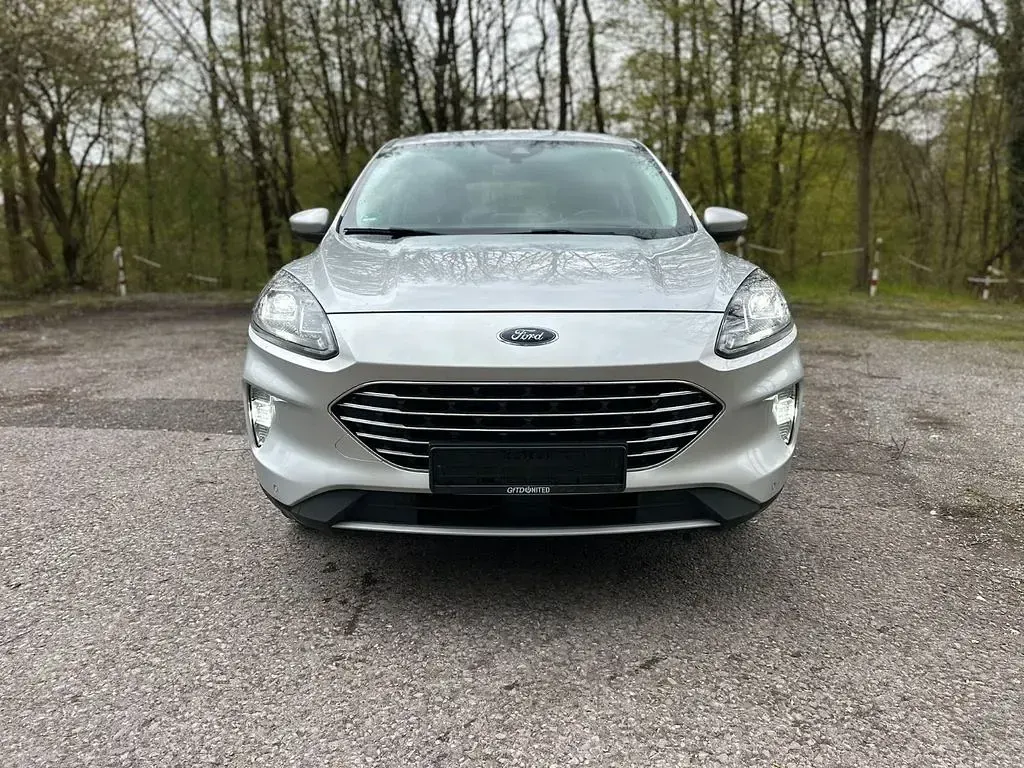 Gebraucht Ford Kuga Titanium 190 PS (139 kW) 2020 Silber SUV