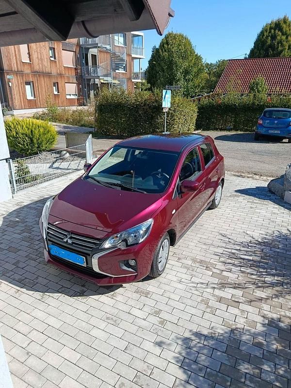 Rot Gebraucht 2025 Mitsubishi Space Star Kleinwagen | 12.500 € (Guter Preis) - Bild 1/4