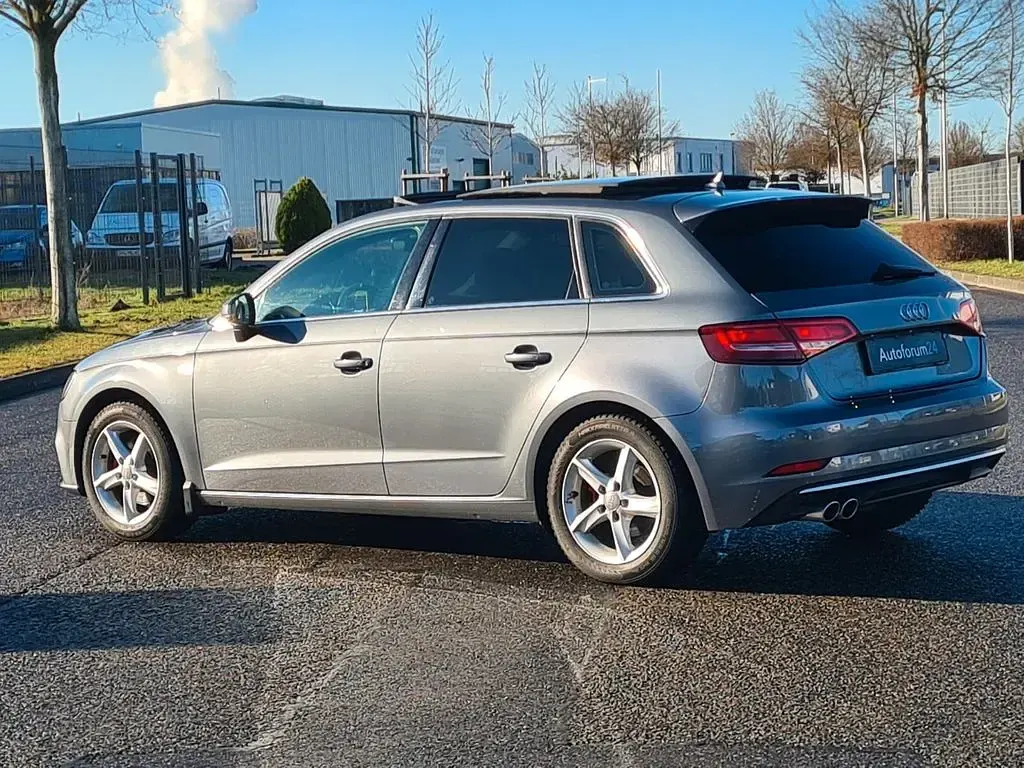 Occasion Audi A3 S-Line 150 ch (110 kW) 2017 Gris Berline
