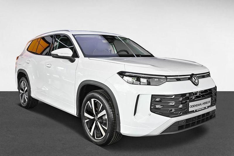 Neu VW Tayron Elegance 150 PS (110 kW) 2025 Pure white SUV