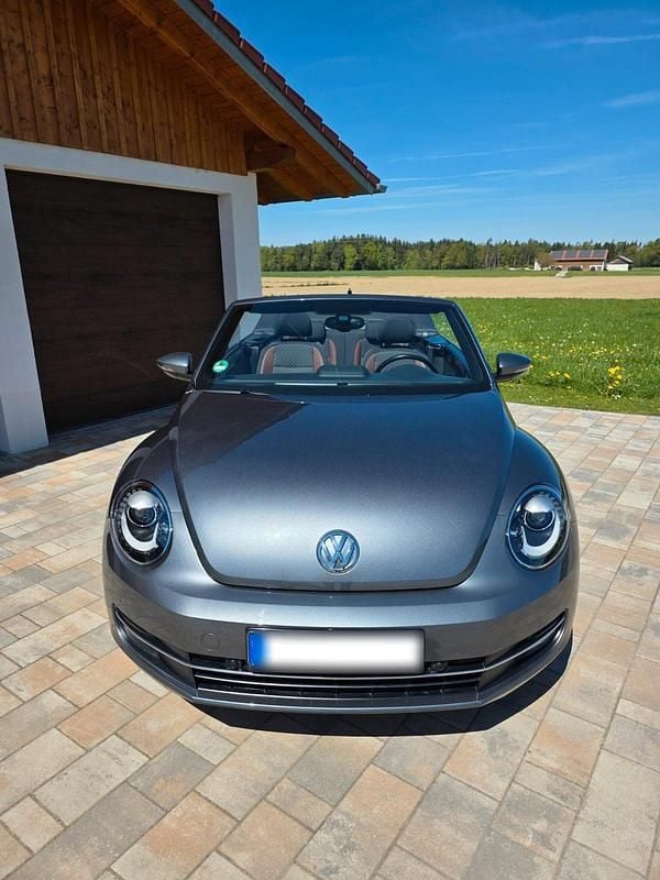 Gebraucht VW Beetle Allstar 150 PS (110 kW) 2016 Grau Kleinwagen