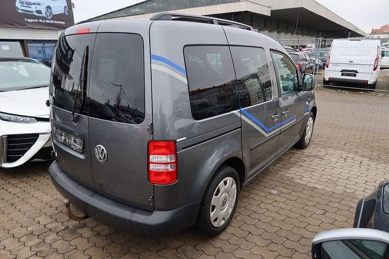Gebraucht VW Caddy Trendline 140 PS (102 kW) 2015 Grau Van / Kleinbus