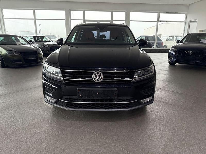 Schwarz Gebraucht 2016 VW Tiguan Highline SUV | 17.650 € (Fairer Preis) - Bild 1/4