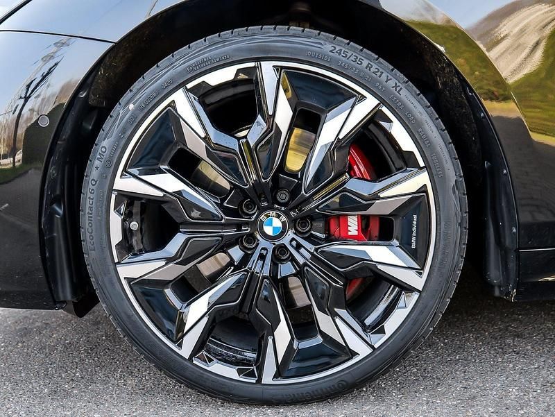 Gebraucht BMW 540 Performance 303 PS (222 kW) 2026 Schwarz Kombi