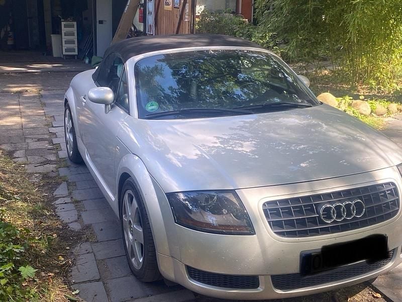 Gebraucht Audi TT Roadster 179 PS (131 kW) 2000 Silber Cabrio