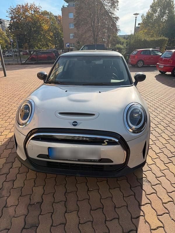 Silber Gebraucht 2021 Mini Cooper SE Kleinwagen | 14.990 € (Guter Preis) - Bild 1/4
