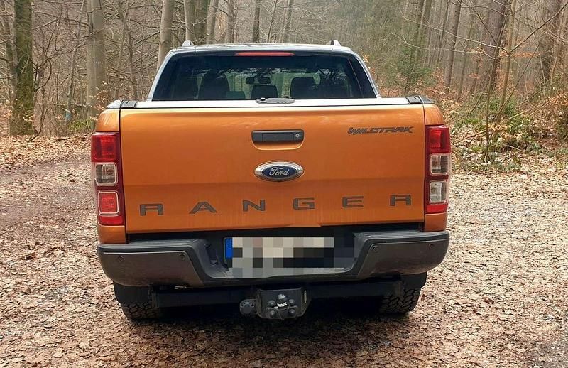 Gebraucht Ford Ranger Wildtrack 200 PS (147 kW) 2016 Orange Pickup