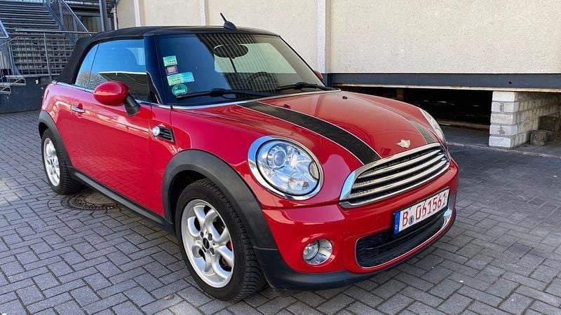 Gebraucht Mini Cooper Cabriolet 98 PS (72 kW) 2011 Rot Cabrio