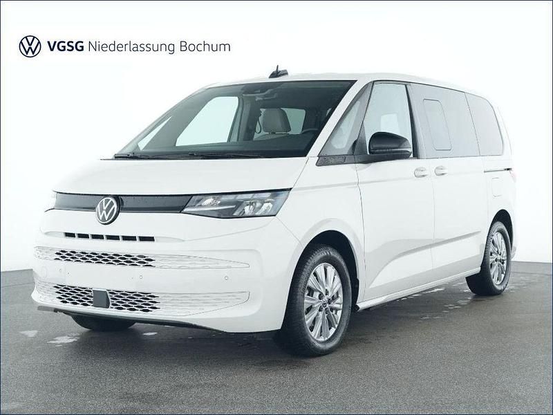 Second-hand VW Multivan Basis 150 CP (110 kW) 2025 Alb Monovolum
